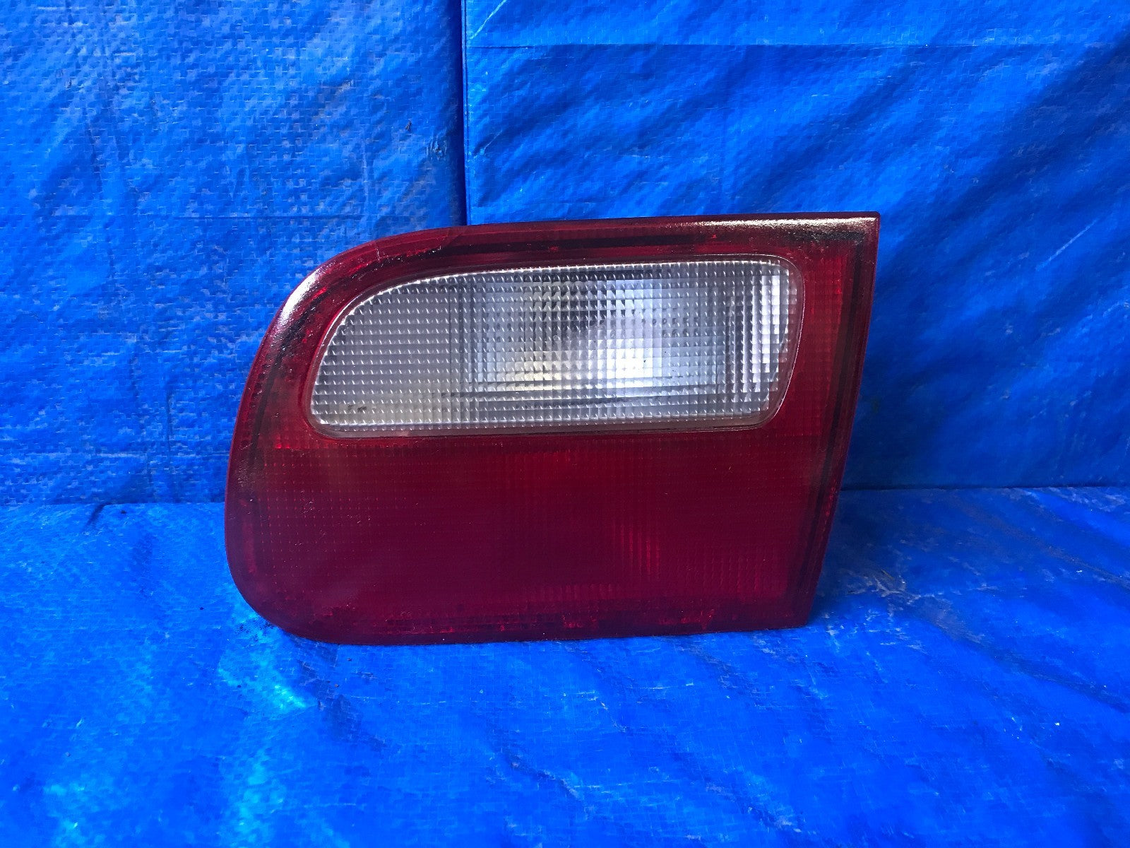 OEM 1992 1993 1994 1995   HONDA CIVIC HATCHBACK   PASSENGER RIGHT TAIL LIGHT0