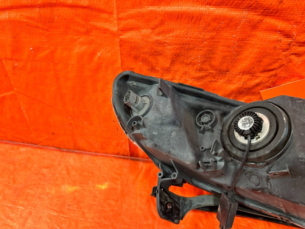 06 08 HONDA CIVIC SEDAN   LEFT HEADLIGHT HEADLAMP W/ BRACKET COMPLETE OEM #3007