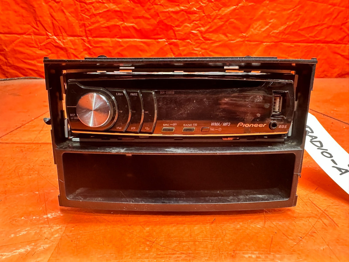 PIONEER DEH-6300UB CAR STEREO CD PLAYER RECEIVER AUX USB AM FM HEAD UNIT #3464
