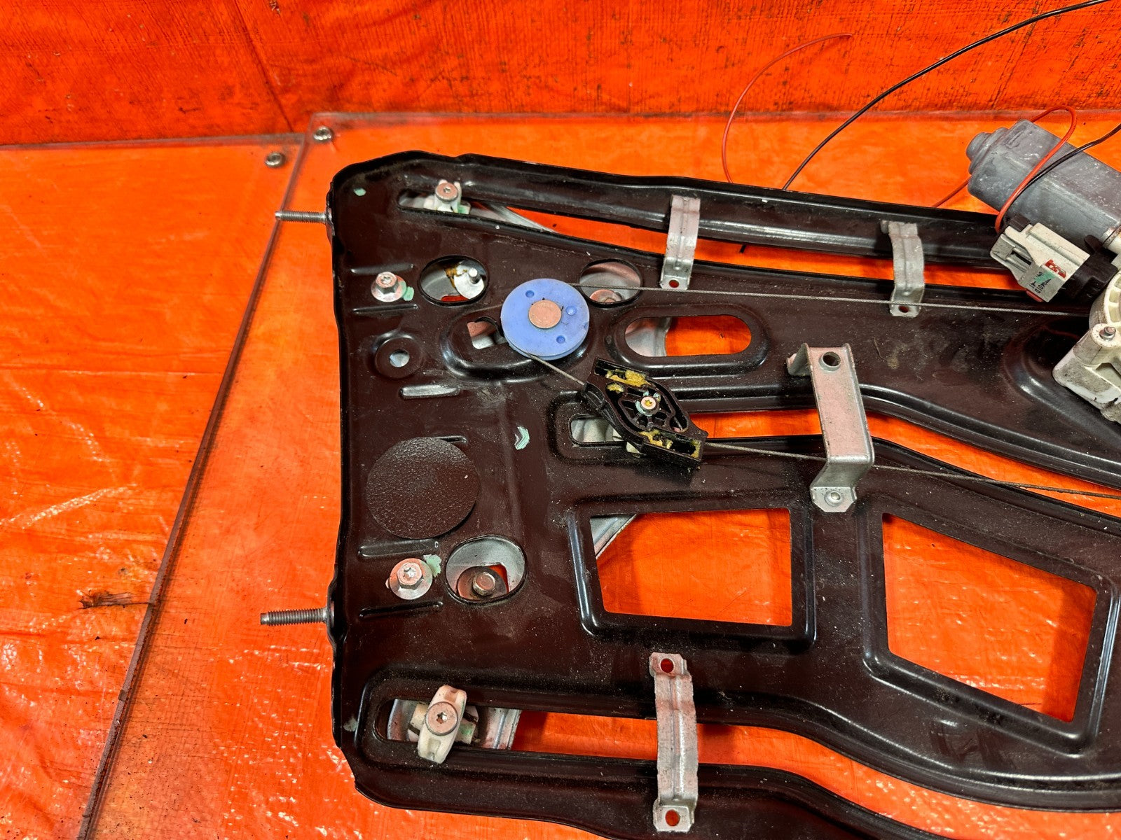 2009 2015 INFINITI Q60 G37 CONVERTIBLE LEFT REAR WINDOW REGULATOR MOTOR OEM 3294