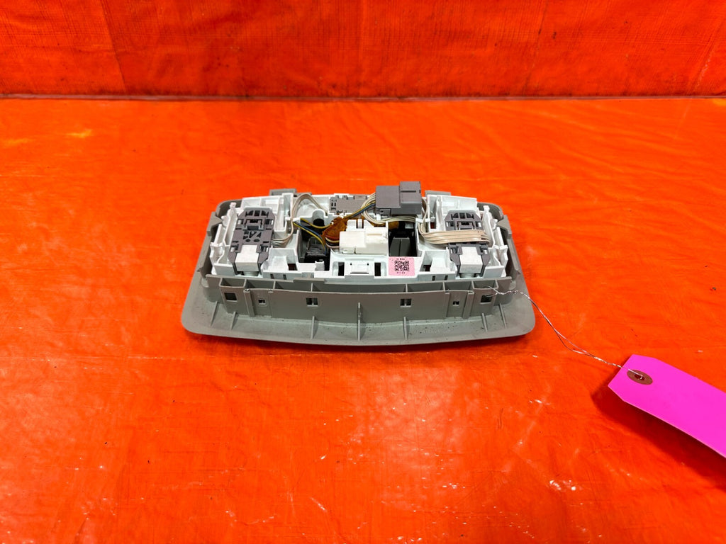 09 15 INFINITI G37 CONVERTIBLE   FRONT   DOME MAP READING LIGHT LAMP   OEM #2782