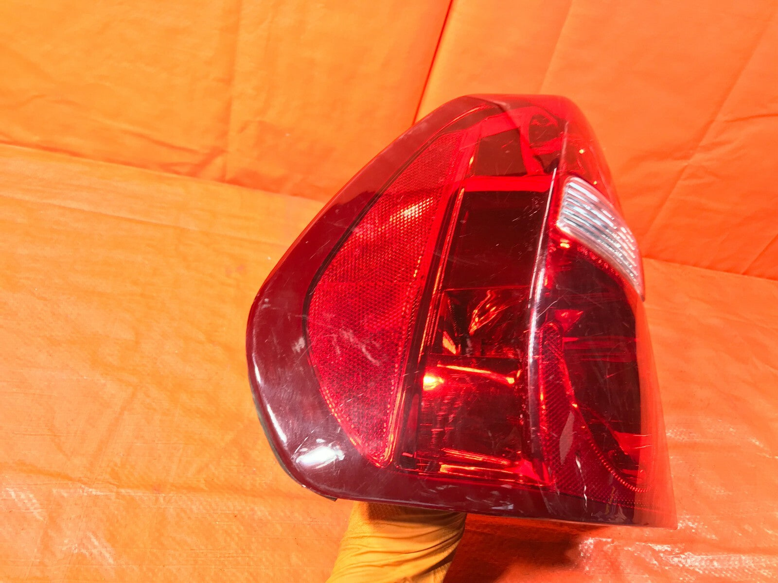 OEM 2005 2006 2007 CHEVROLET MALIBU CLASSIC DRIVER LEFT TAIL LIGHT LAMP 05 06 074
