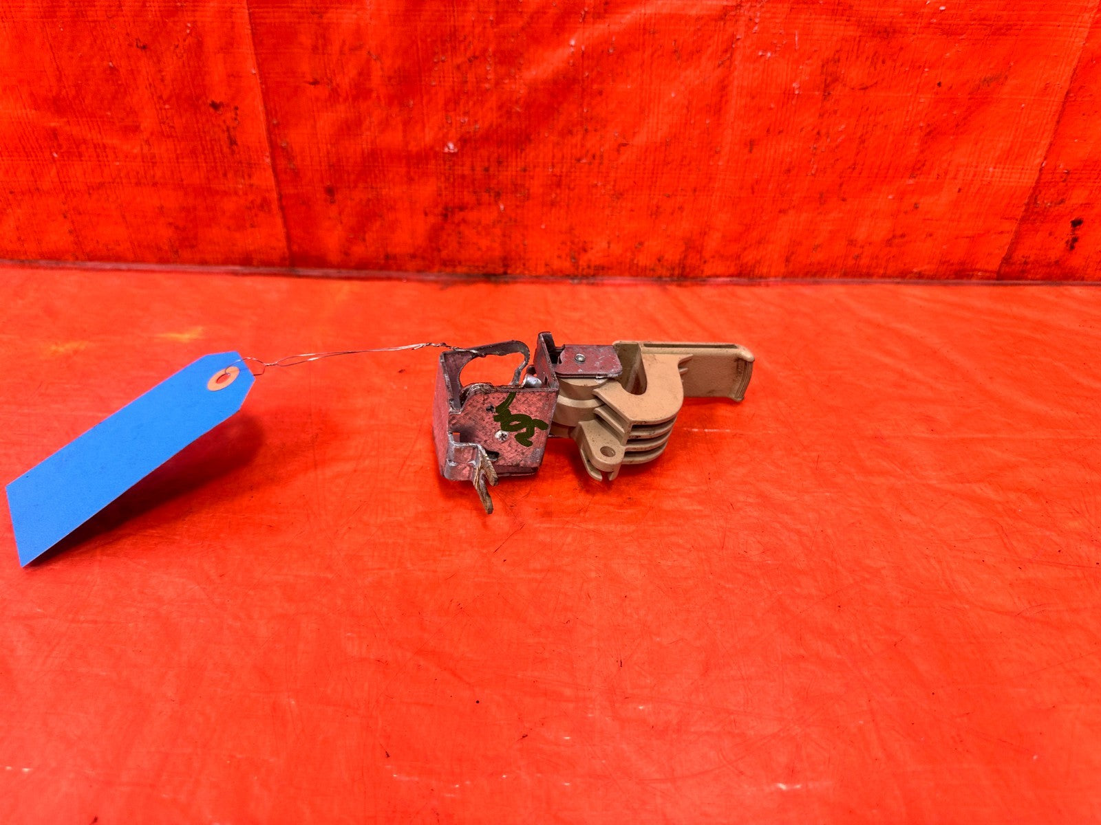04 08 ACURA TSX   GAS FUEL LID COVER RELEASE CABLE WIRE  LEVER PULL HANDLE 3041