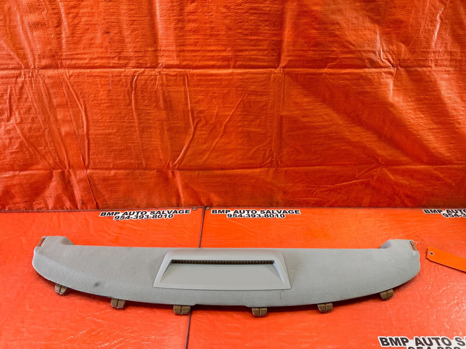 2009 09 LEXUS ES350   3RD BRAKE LIGHT W/ LIGHT GRAY SURROUNDING TRIM   OEM #2440