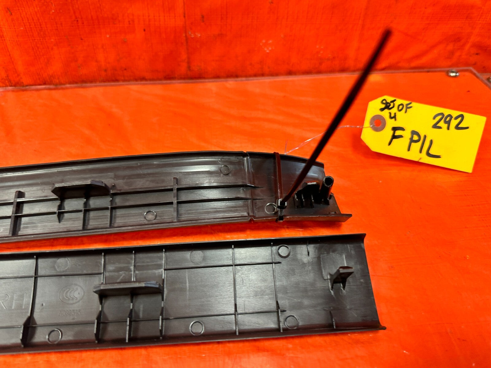 13 20 SUBARU BRZ   LEFT AND RIGHT FLOOR PILLARS SCUFF PLATE SET  OEM #29213