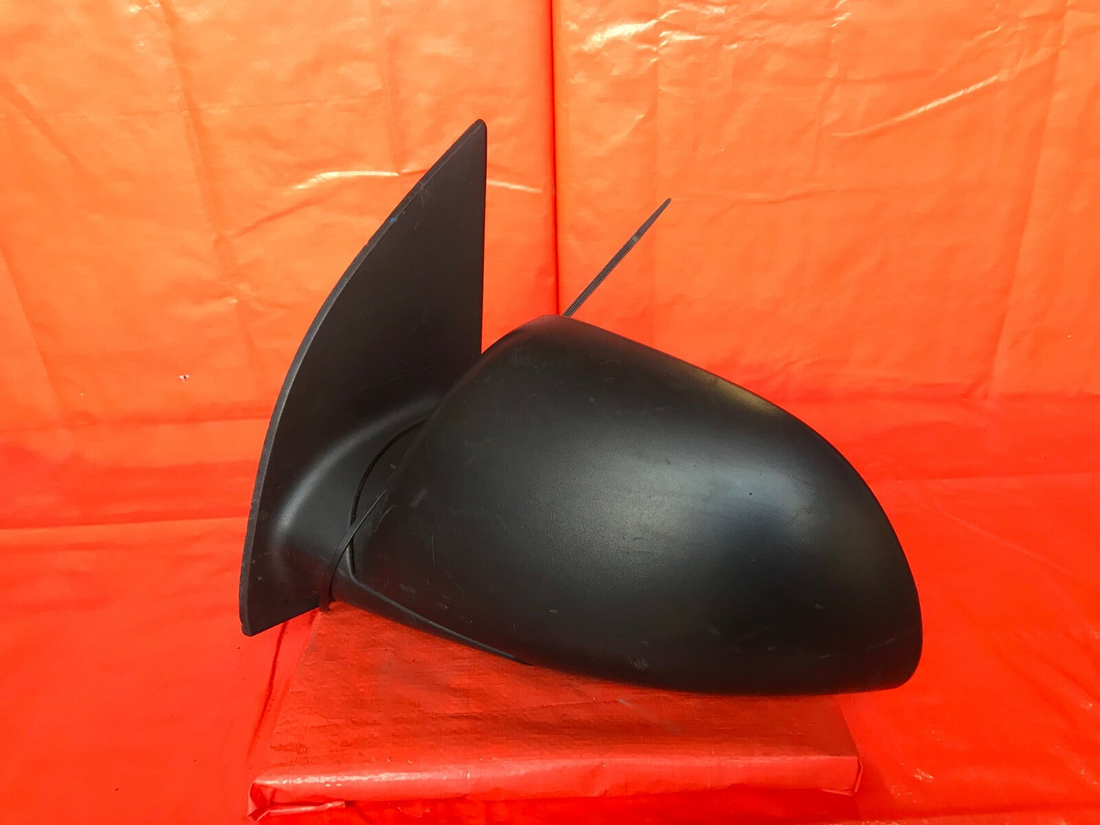 OEM 2005 05 CHEVROLET EQUINOX DRIVER LEFT SIDE VIEW MIRROR   BLACK   3 PIN3