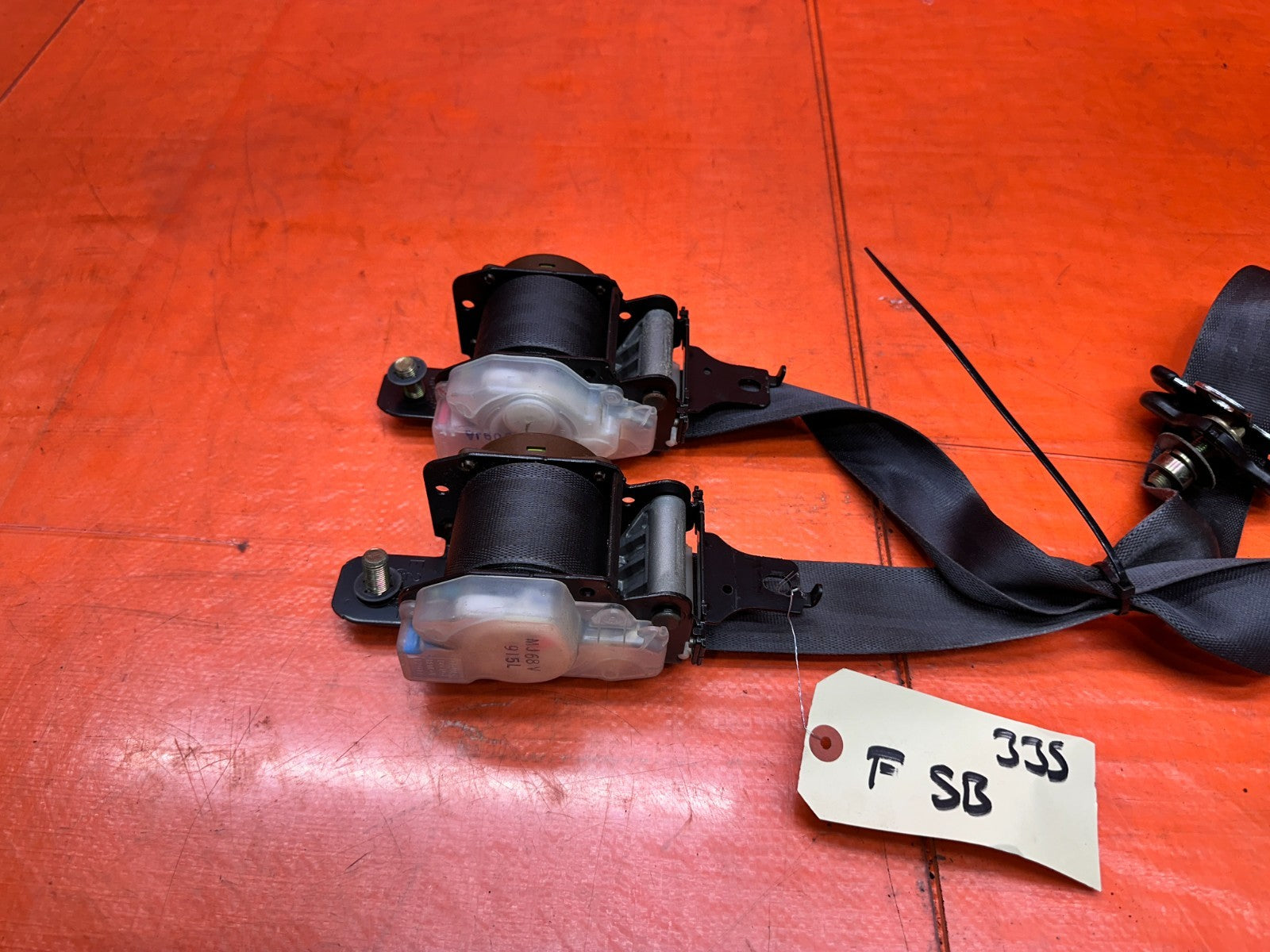 97 01 HONDA PRELUDE 2.2L DRIVER PASSENGER FRONT SEAT BELTS RETRACTOR OEM #3354