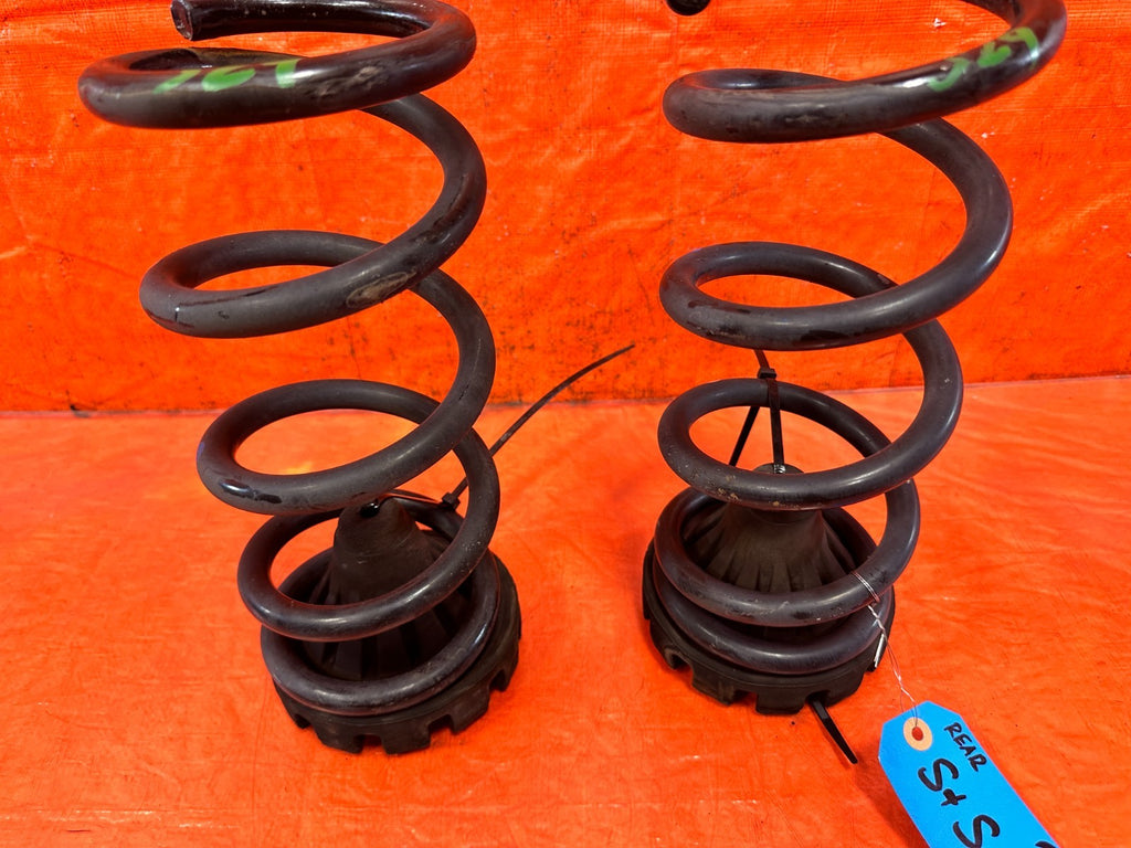 09 15 INFINITI G37 Q60 CONVERTIBLE REAR SUSPENSION COIL SPRINGS SET OEM #3292