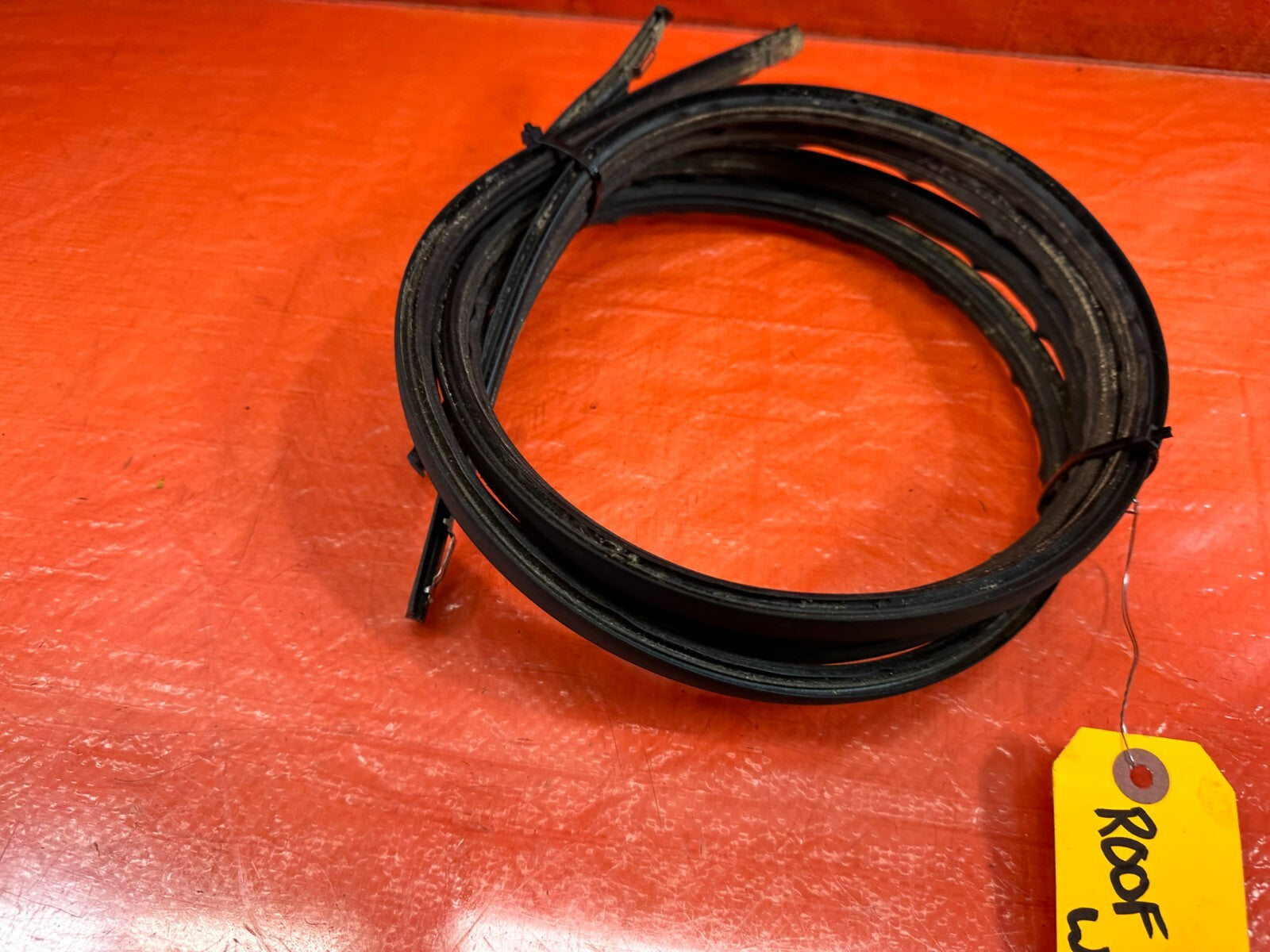 02 05 HONDA CIVIC SI EP3 HATCHBACK LEFT & RIGHT ROOF WEATHER STRIP TRIM OEM #2302