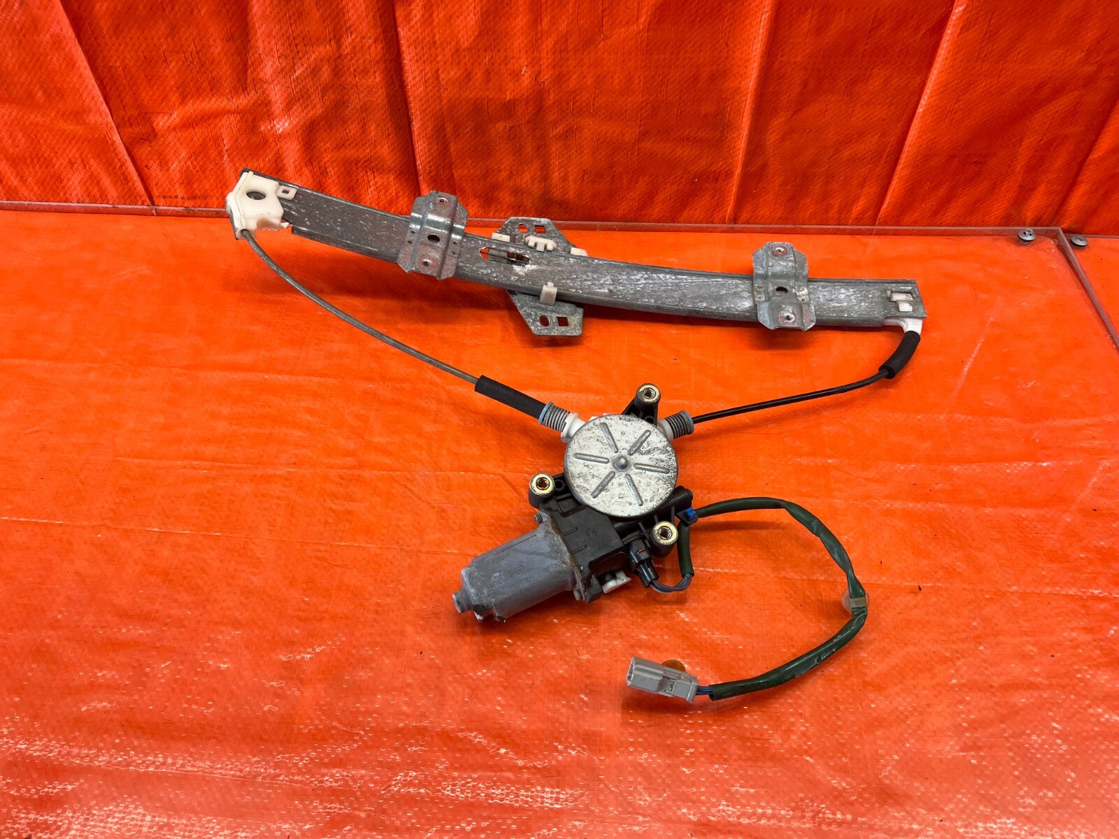 96 00 HONDA CIVIC SEDAN EX GX LX   WINDOW REGULATOR W/ MOTOR RIGHT FRONT OEM 1626