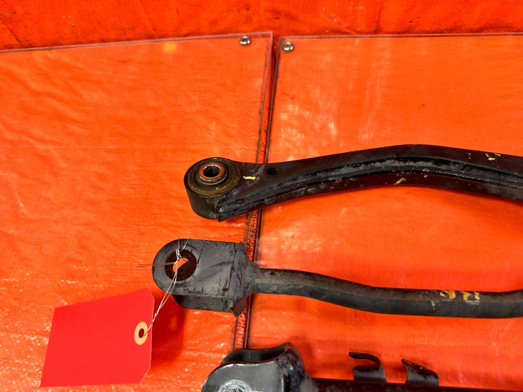 13 16 HYUNDAI GENESIS COUPE 3.8L   RIGHT REAR CONTROL ARMS   SET OF 5   OEM #30212