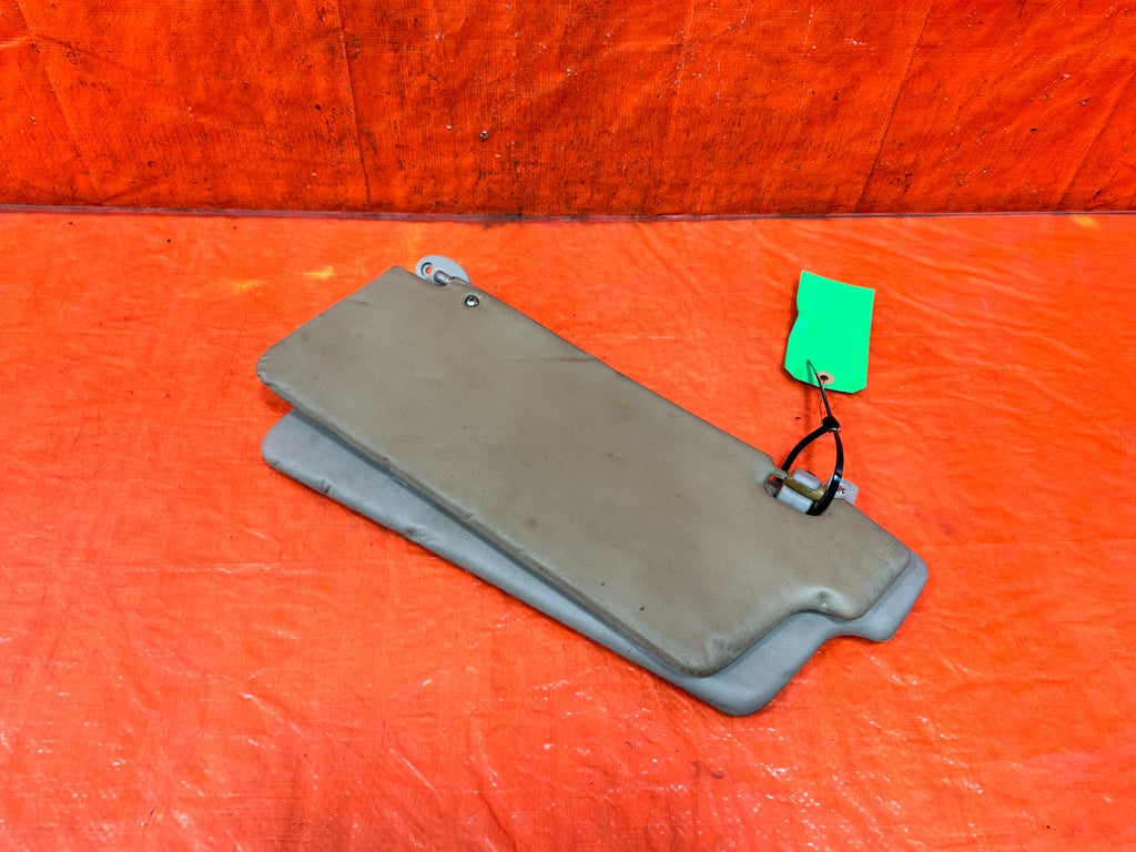 90 91 HONDA CIVIC HATCHBACK   LEFT AND RIGHT SUN VISORS PAIR SET   OEM 3172