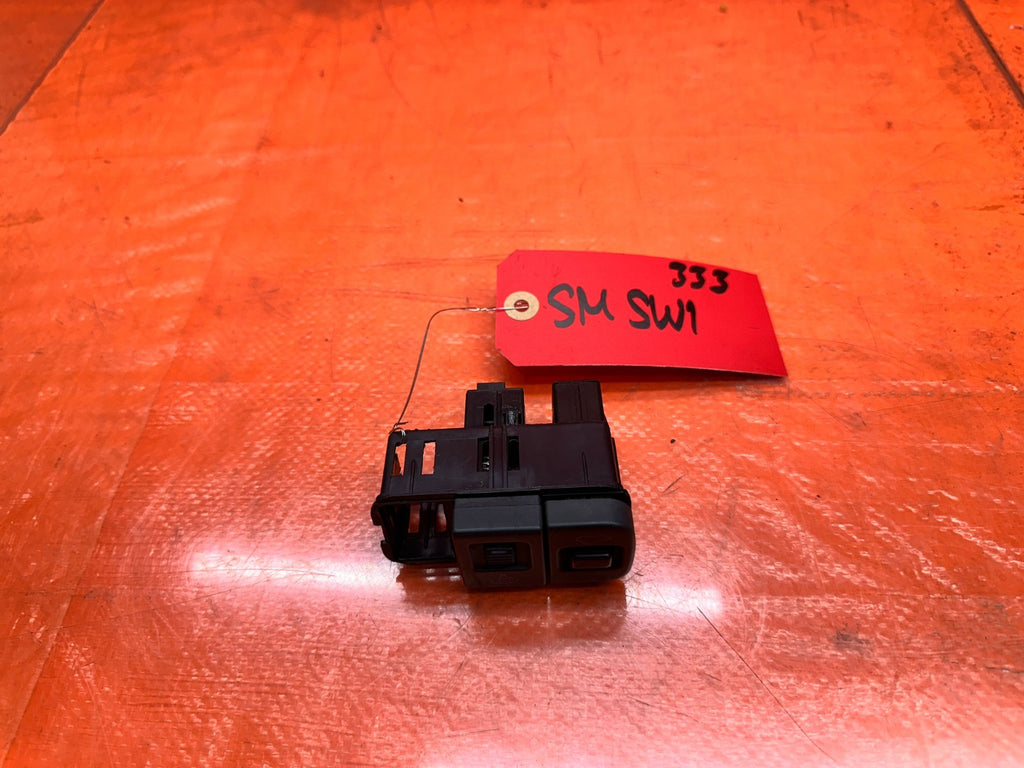 92 95 HONDA CIVIC EX 1.6L   SUNROOF MOONROOF CONTROL SWITCH BUTTON   OEM #3334