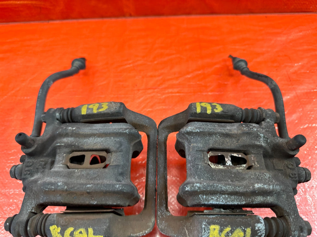 95 98 HONDA ODYSSEY   LEFT AND RIGHT REAR BRAKE CALIPERS   OEM FACTORY #1936