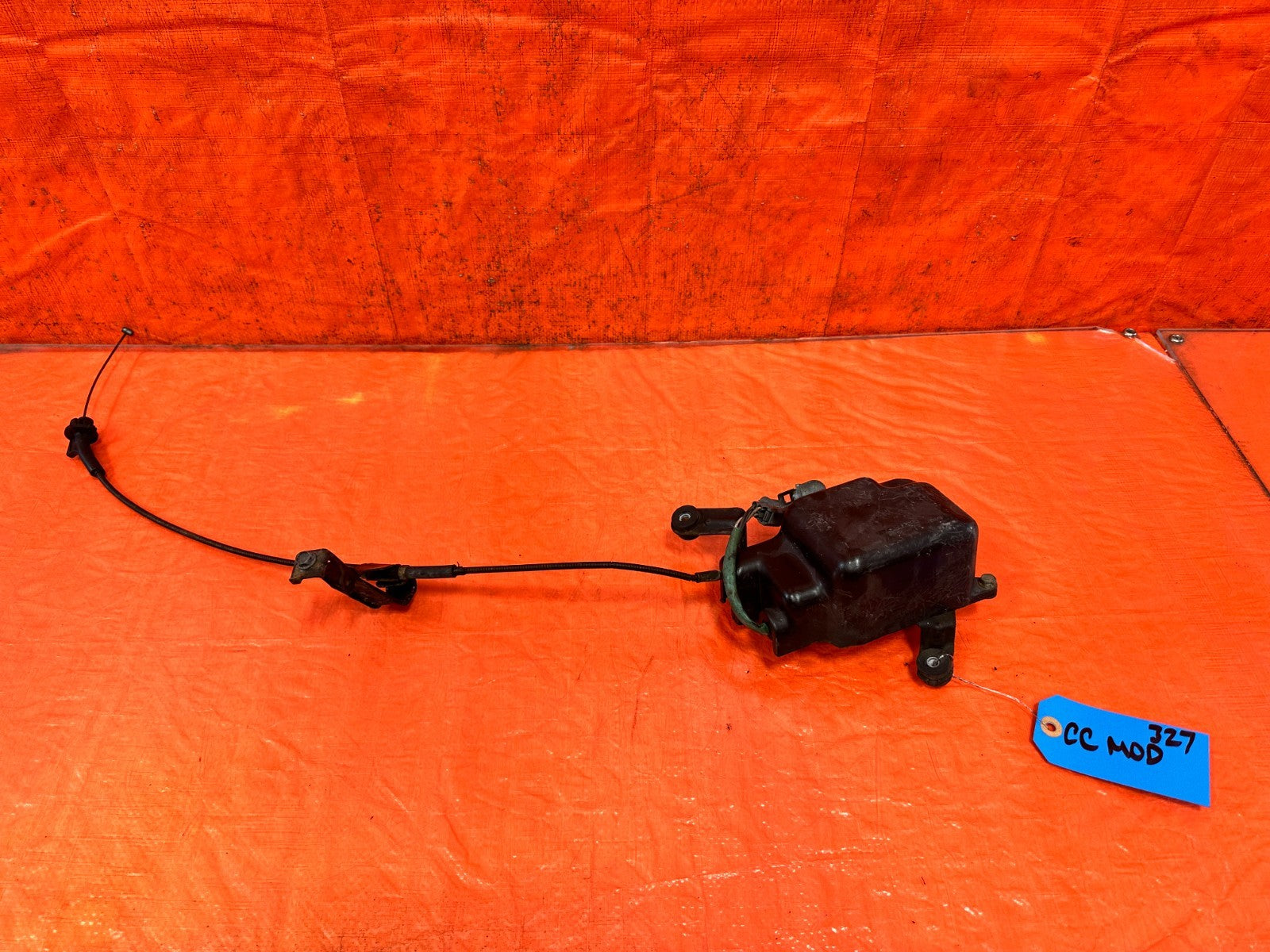 92 95 HONDA CIVIC   CRUISE CONTROL MODULE ACTUATOR W/ CABLE   OEM #3270