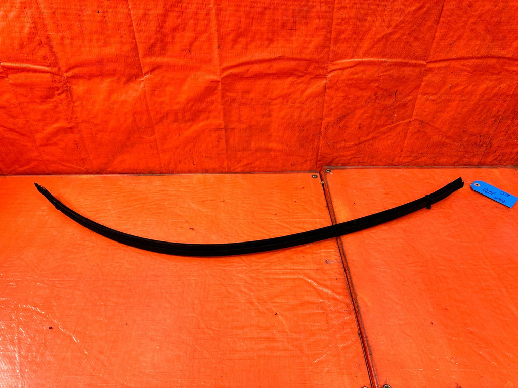 96 00 HONDA CIVIC COUPE   TOP OF THE ROOF WEATHER STRIP DRIP RETAINER TRIM OEM1