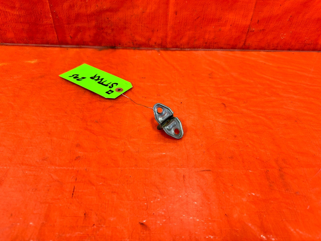 93 97 HONDA DEL SOL   DOOR STRIKER HOOK LATCH LOCK   OEM FACTORY #2952