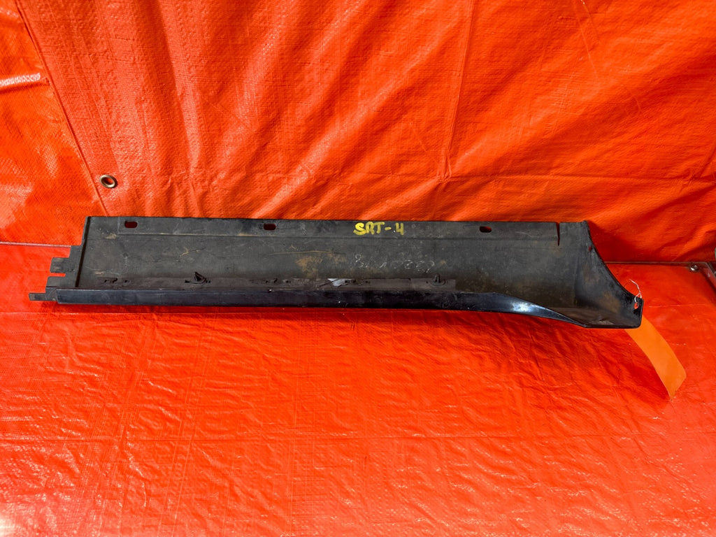 03 05 DODGE NEON SRT 4   DRIVER LEFT SIDE SKIRT ROCKER MOLDING TRIM   OEM5