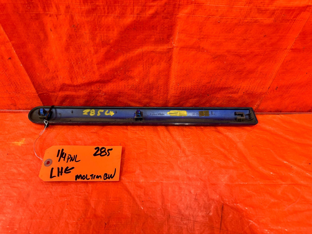 96 00 HONDA CIVIC COUPE DRIVER LEFT REAR QUARTER PANEL MOLDING PROTECTOR OEM 2853