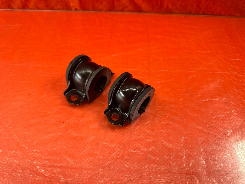 04 07 HONDA S2000   FRONT SWAY STABILIZER BAR BUSHINGS AND BRACKETS   OEM #1974