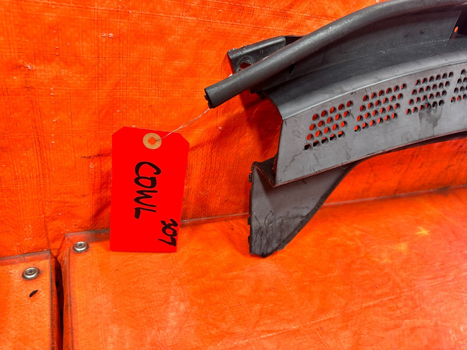 06 11 HONDA CIVIC SI 2D COUPE   100% COMPLETE WINDSHIELD WIPER COWL TRIM OEM 3075