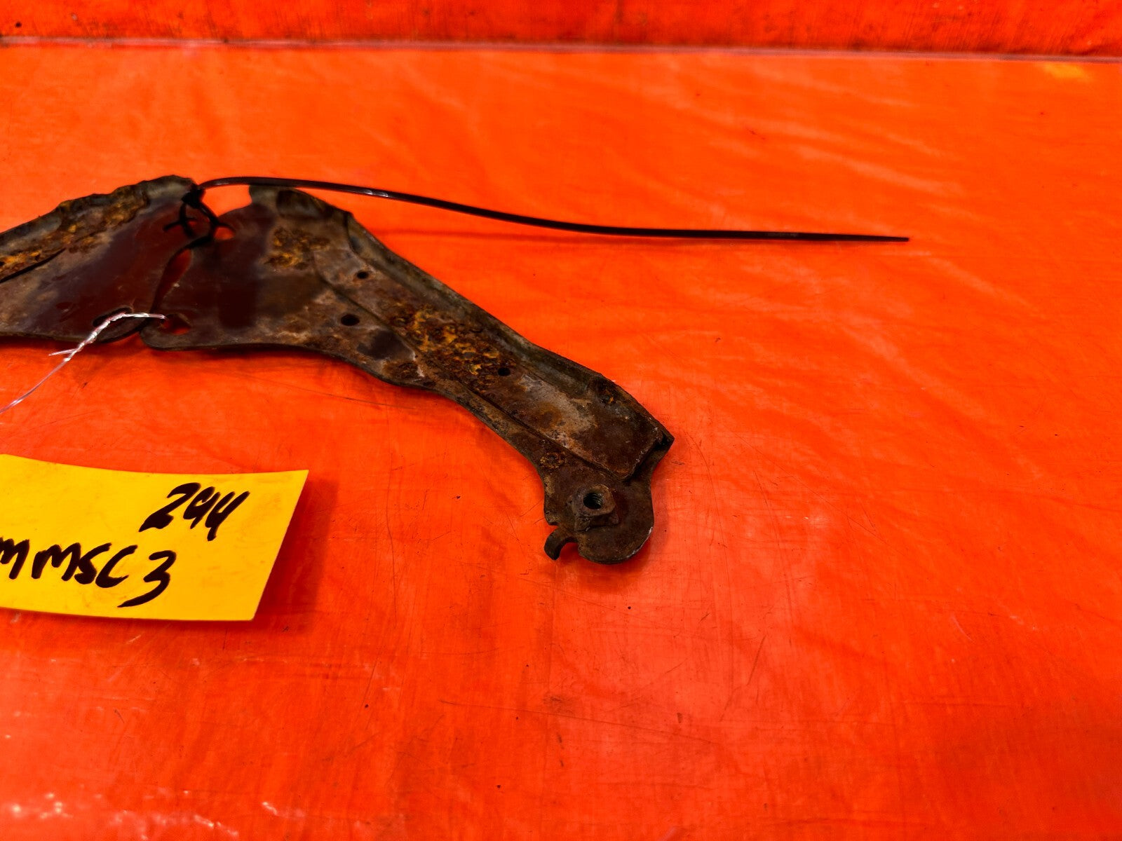 93 97 HONDA DEL SOL   SET OF 2 BRACKETS   OEM FACTORY OE #2941