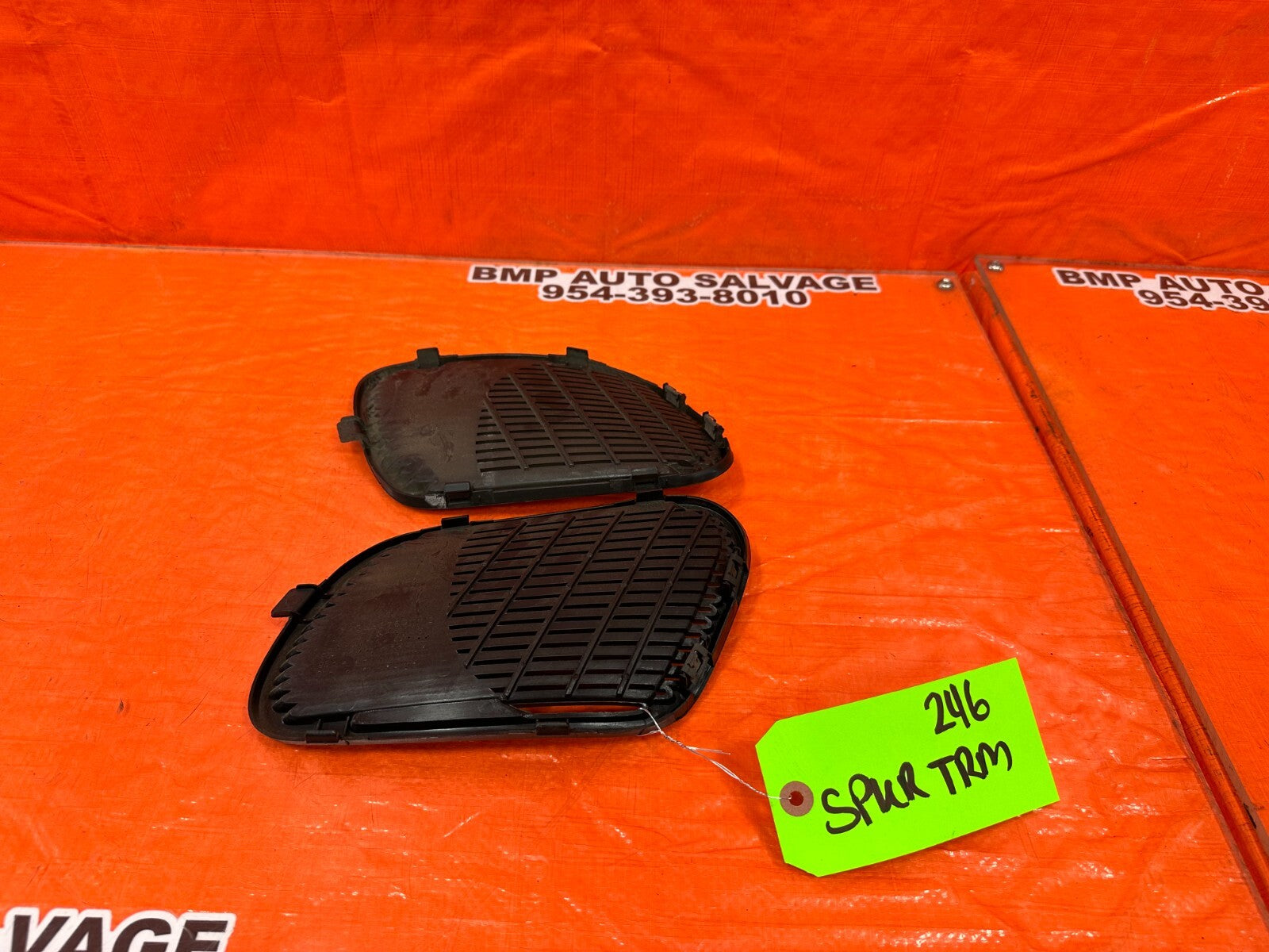 94 01 ACURA INTEGRA 2D REAR SPEAKER COVER TRIM PLASTIC LEFT & RIGHT BLACK OEM 4610