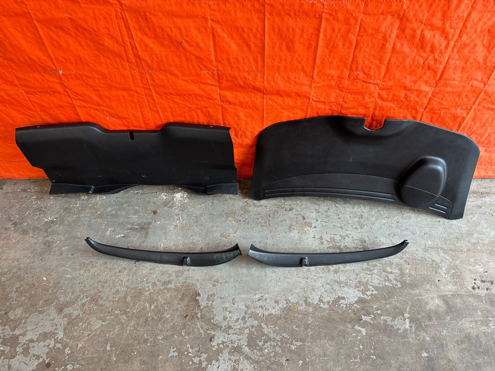94 01 ACURA INTEGRA 2 DOOR   REAR HATCHBACK HATCH PLASTIC TRIM LINING OEM #22610