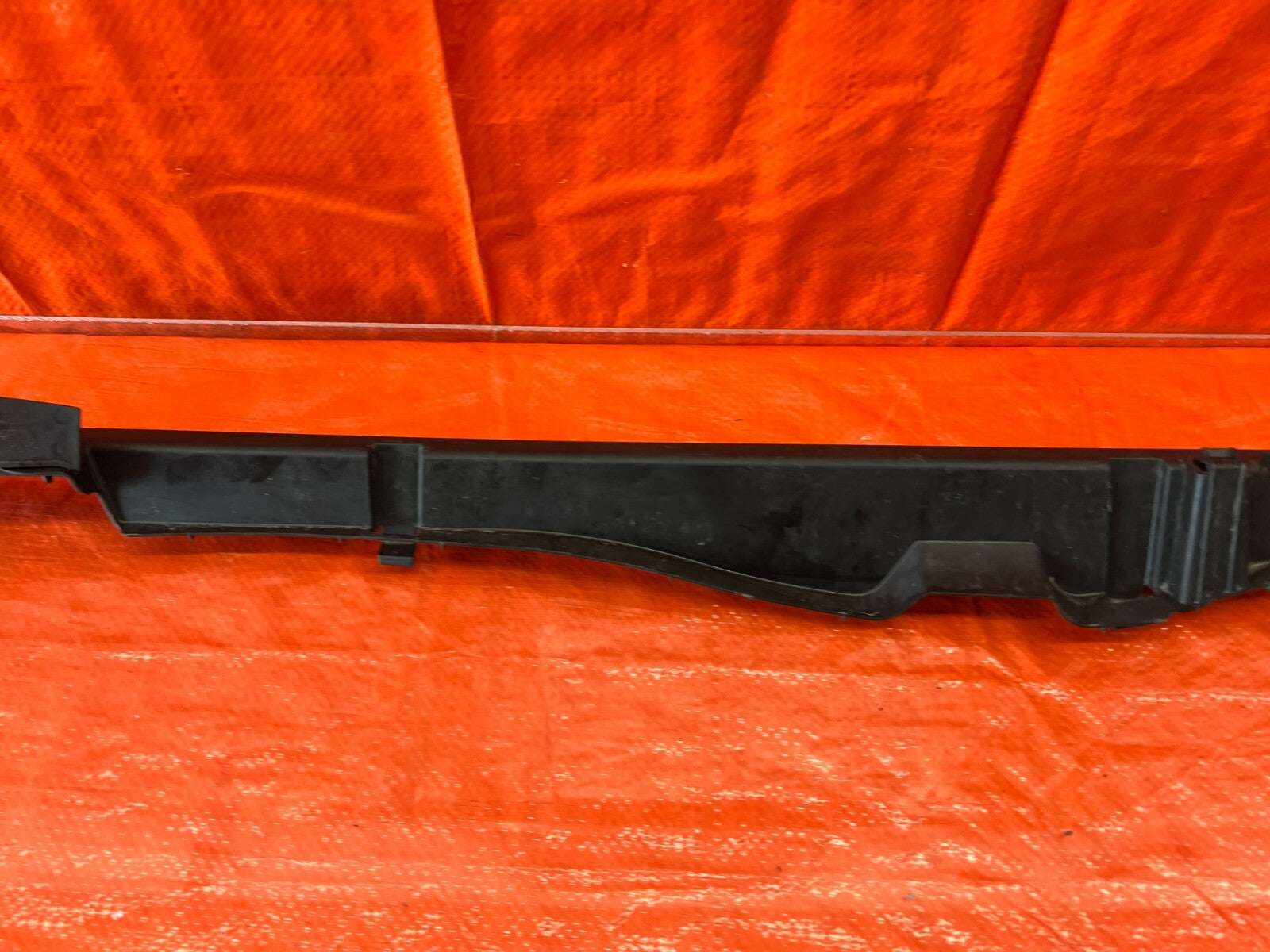 07 08 ACURA TL   DRIVER LEFT   FENDER GARNISH TRIM PLASTIC   OEM FACTORY #1085