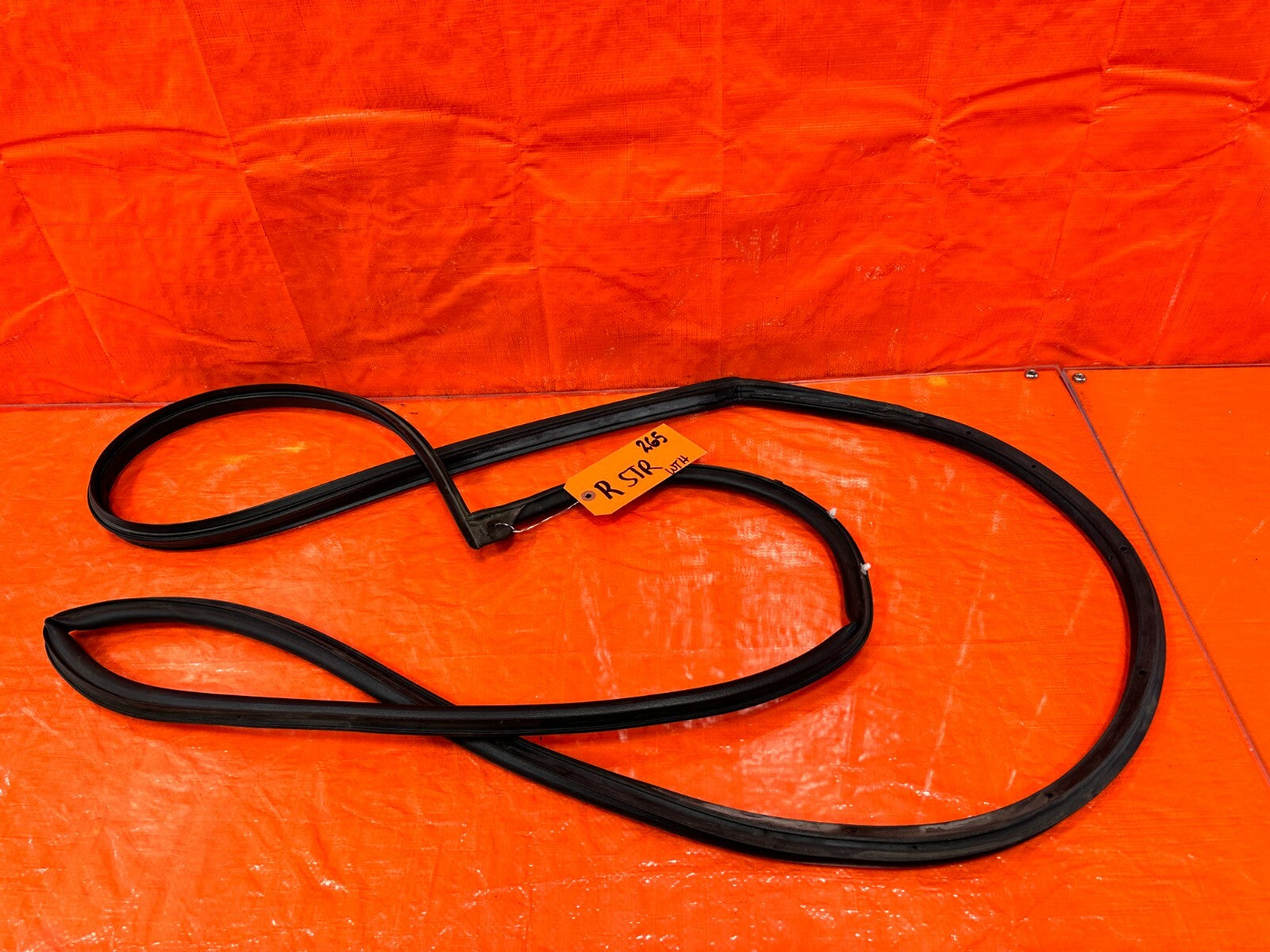 12 15 HONDA CIVIC SI 2D COUPE   PASSENGER RIGHT   DOOR WEATHER STRIP OEM #2659
