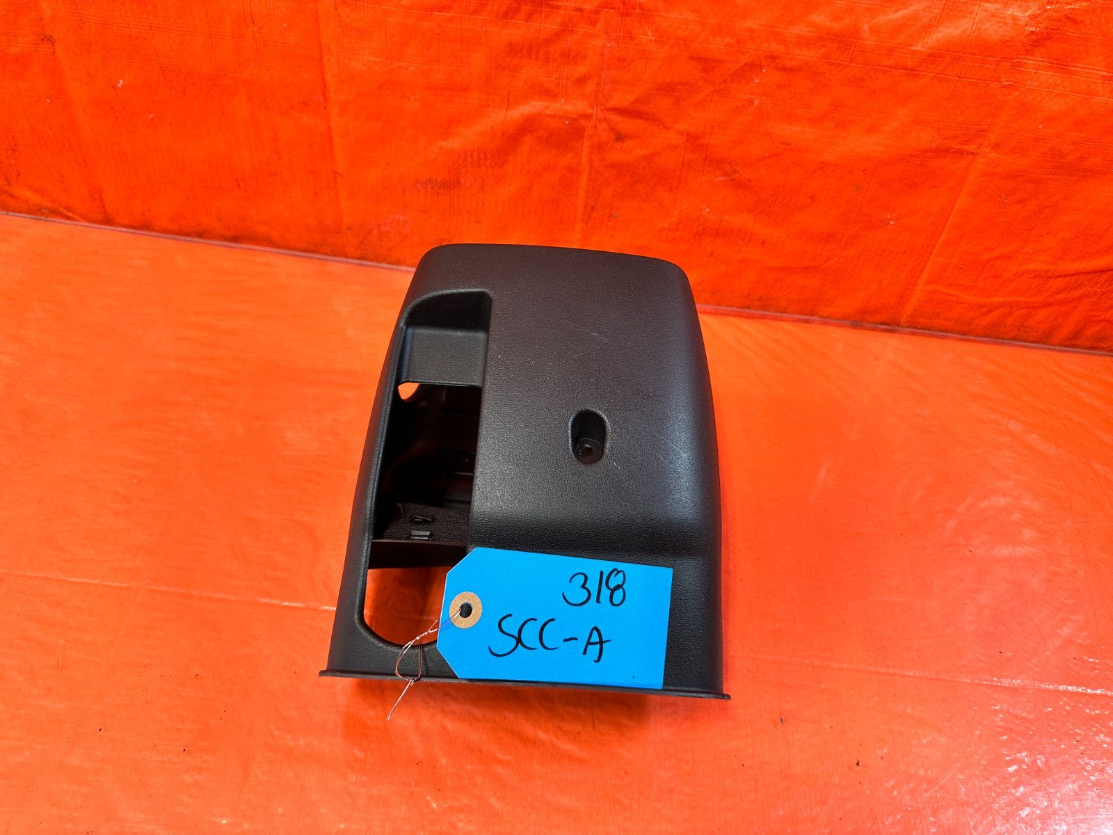 13 16 HYUNDAI GENESIS COUPE   STEERING COLUMN COVER TRIM   W/ PUSH START OEM 3186