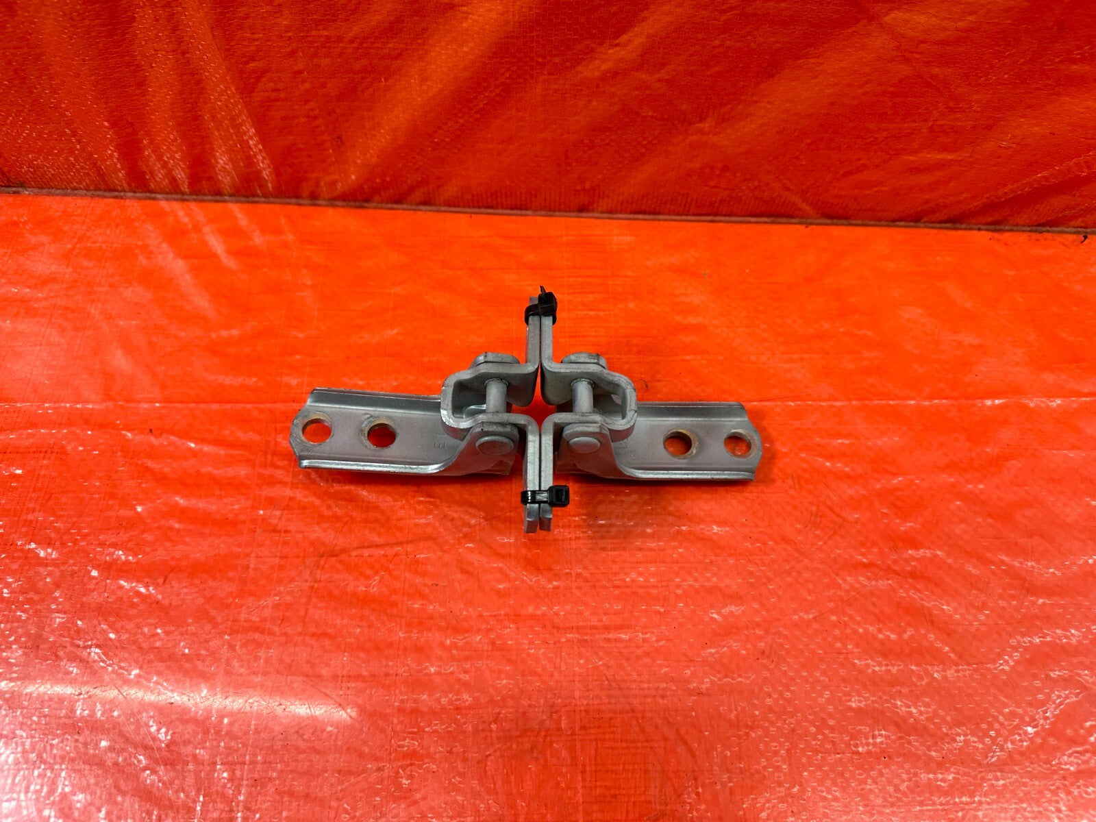 08 15 LANCER EVOLUTION X EVO 10   DOOR HINGE SET UPPER & LOWER LEFT FRONT 2140