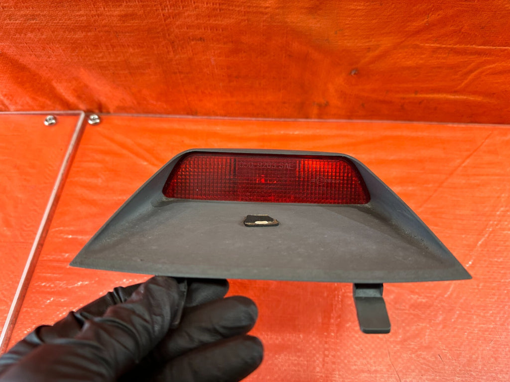 94 01 INTEGRA SEDAN   THIRD 3RD BRAKE LIGHT HIGH MOUNT STOP LAMP   OEM #2281