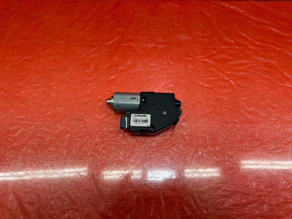 08 15 INFINITI G37 2D COUPE   SUNROOF MOONROOF SLIDING ROOF   MOTOR   OEM #1885