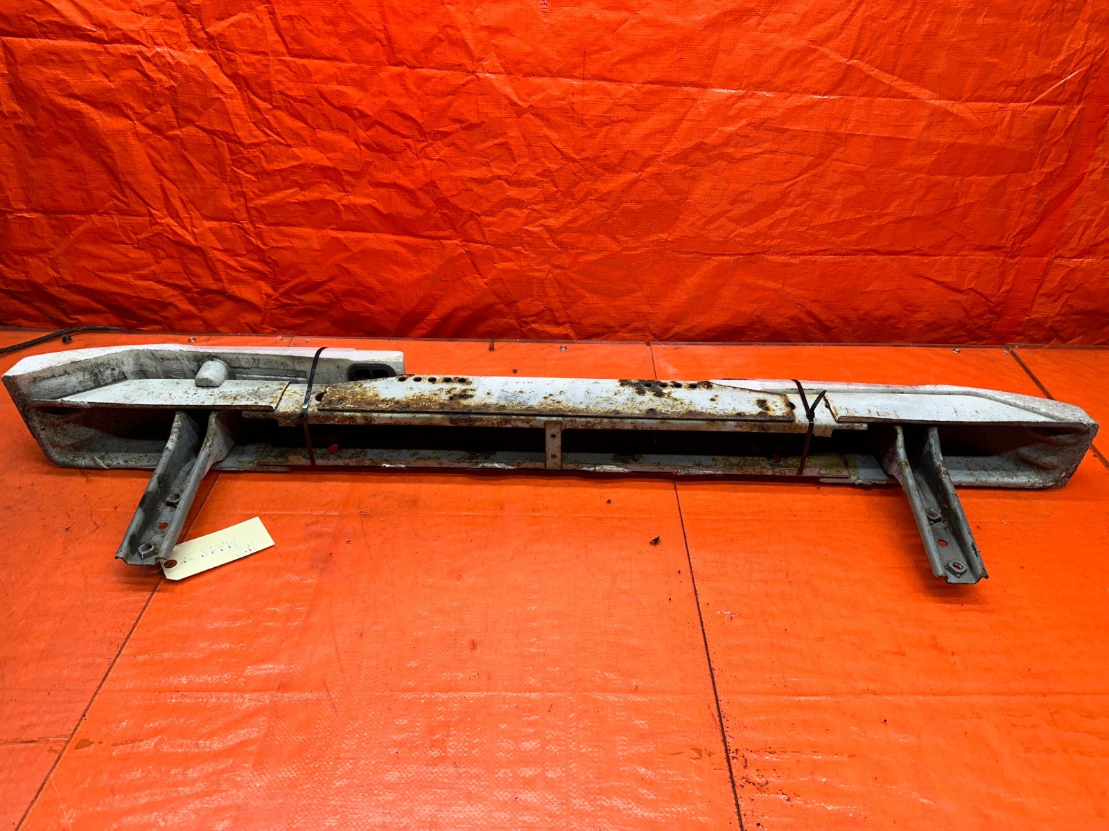 94 01 ACURA INTEGRA REAR BUMPER REINFORCEMENT CRASH BEAM OEM #3318