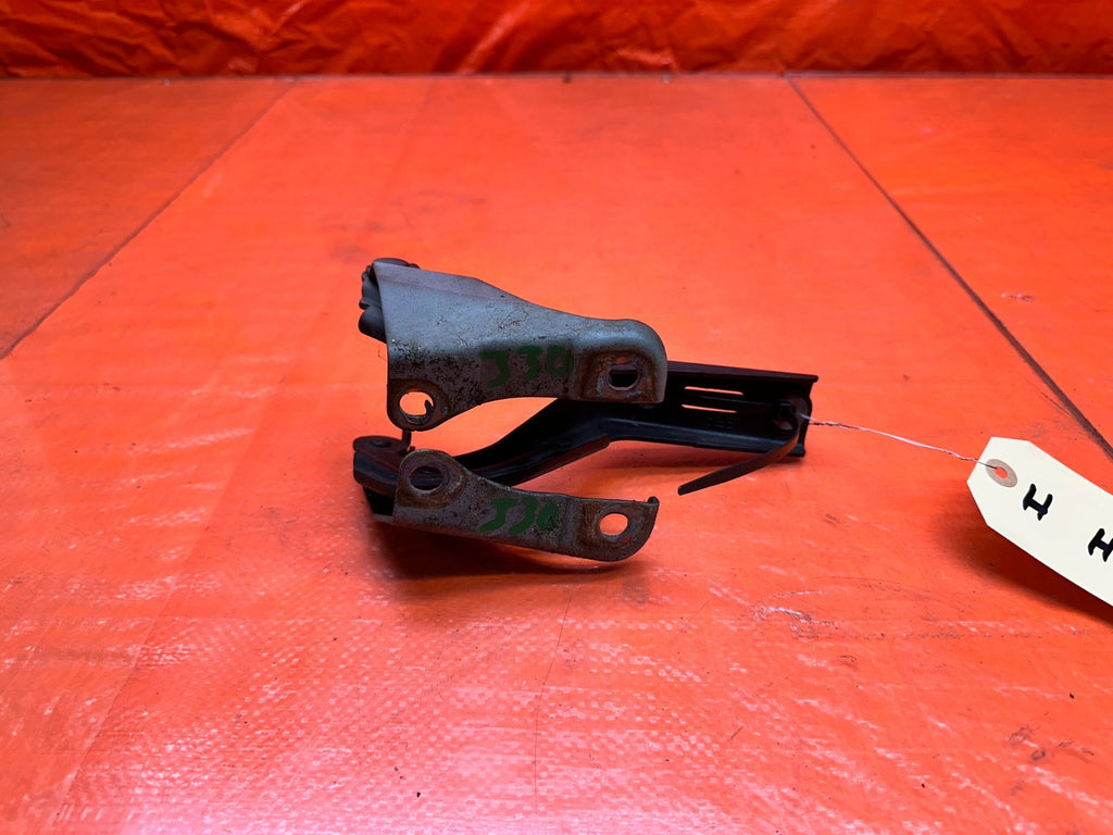 04 08 ACURA TSX FRONT HOOD HINGE BRACKET SET LEFT RIGHT OEM #3304