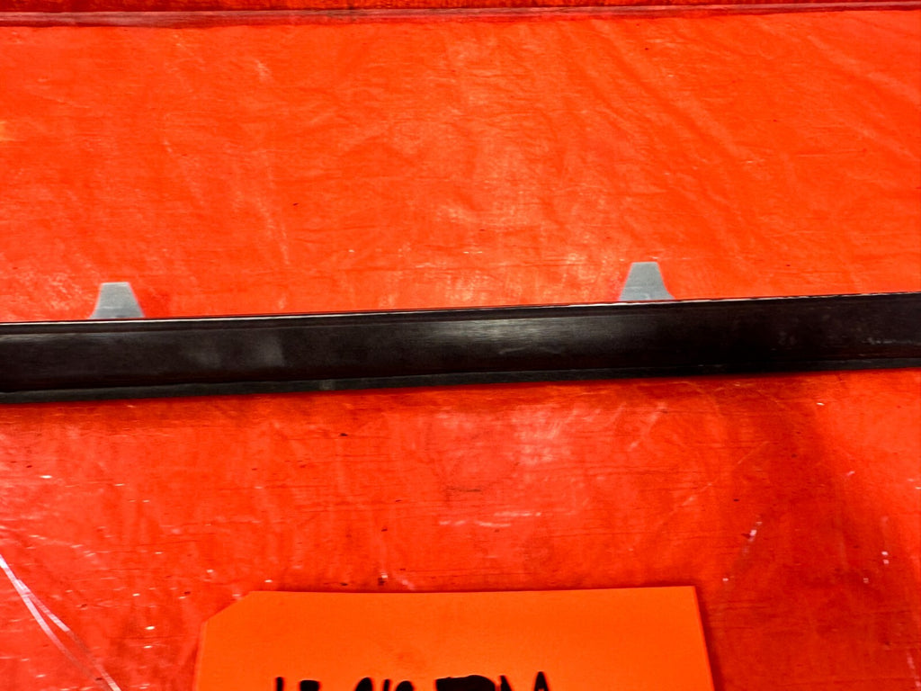 92 96 HONDA PRELUDE   DRIVER LEFT EXTERIOR WINDOW GLASS TRIM   OEM #2738