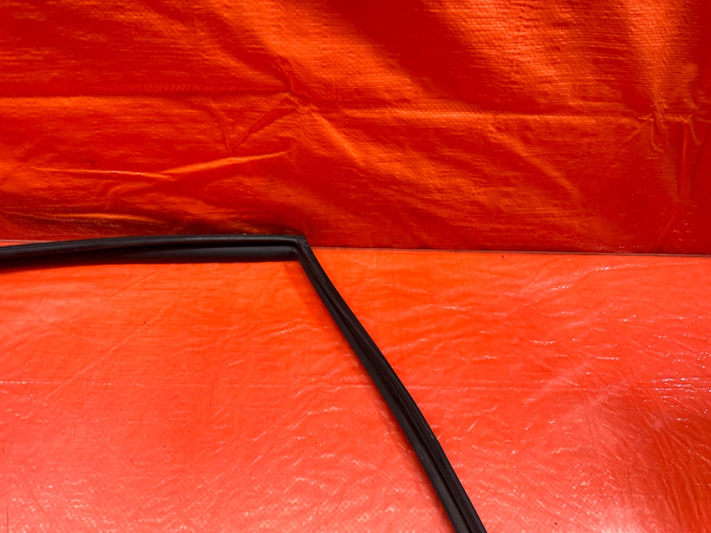 14 17 INFINITI Q50   DRIVER LEFT REAR WINDOW GLASS RUN CHANNEL   OEM FACTORY 1315