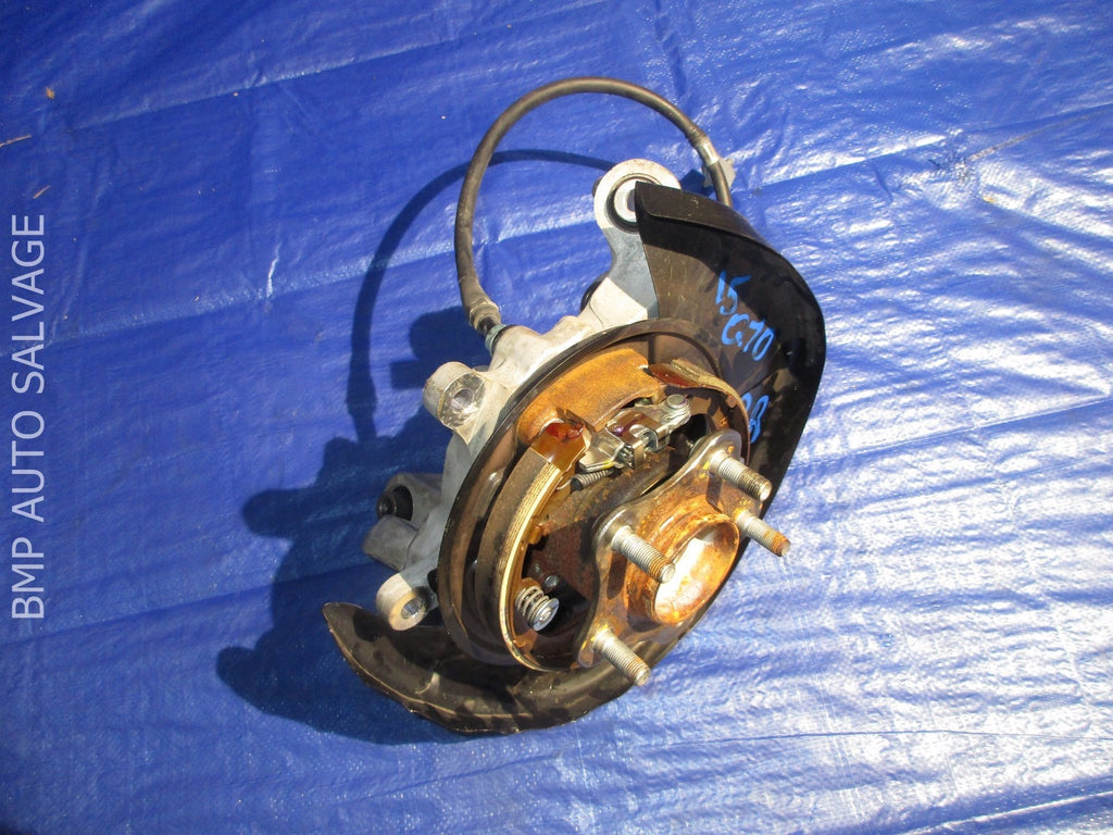 OEM 2014   2016 INFINITI Q70 3.7L RWD PASSENGER RIGHT REAR SPINDLE KNUCKLE HUB5