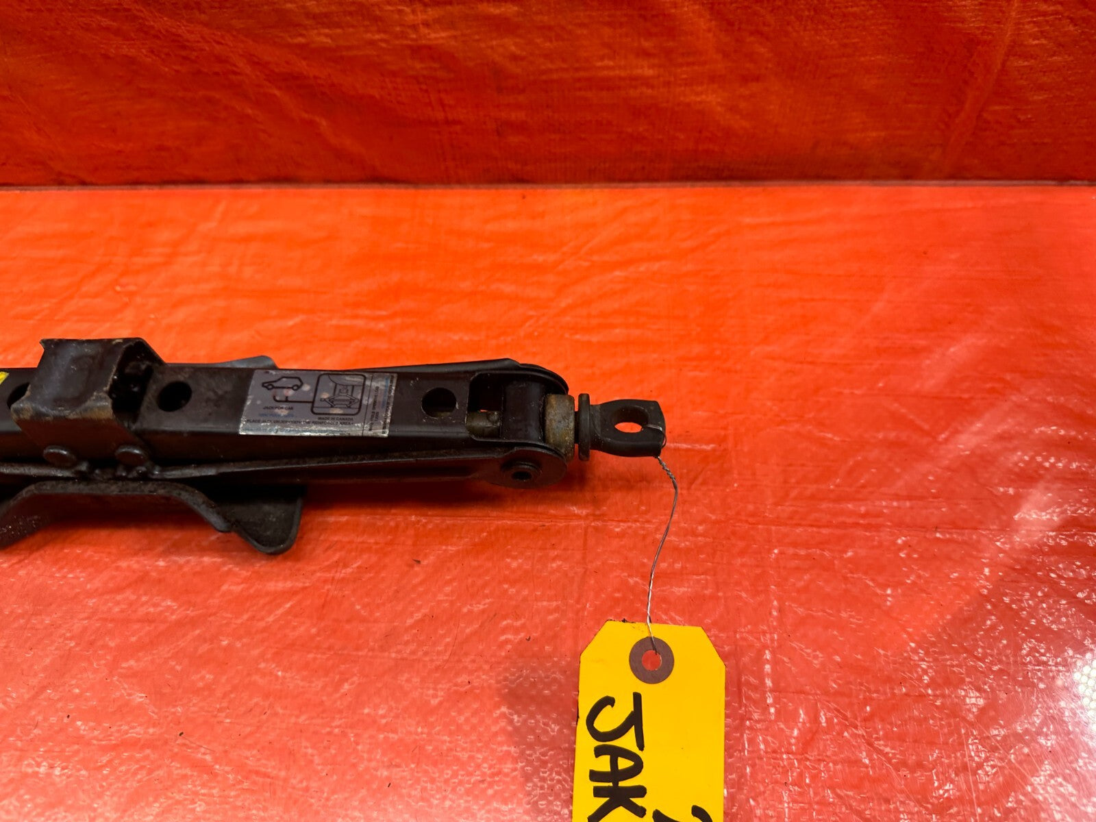 94 01 ACURA INTEGRA   SPARE TIRE PANTOGRAPH / SCISSOR JACK   OEM #2292