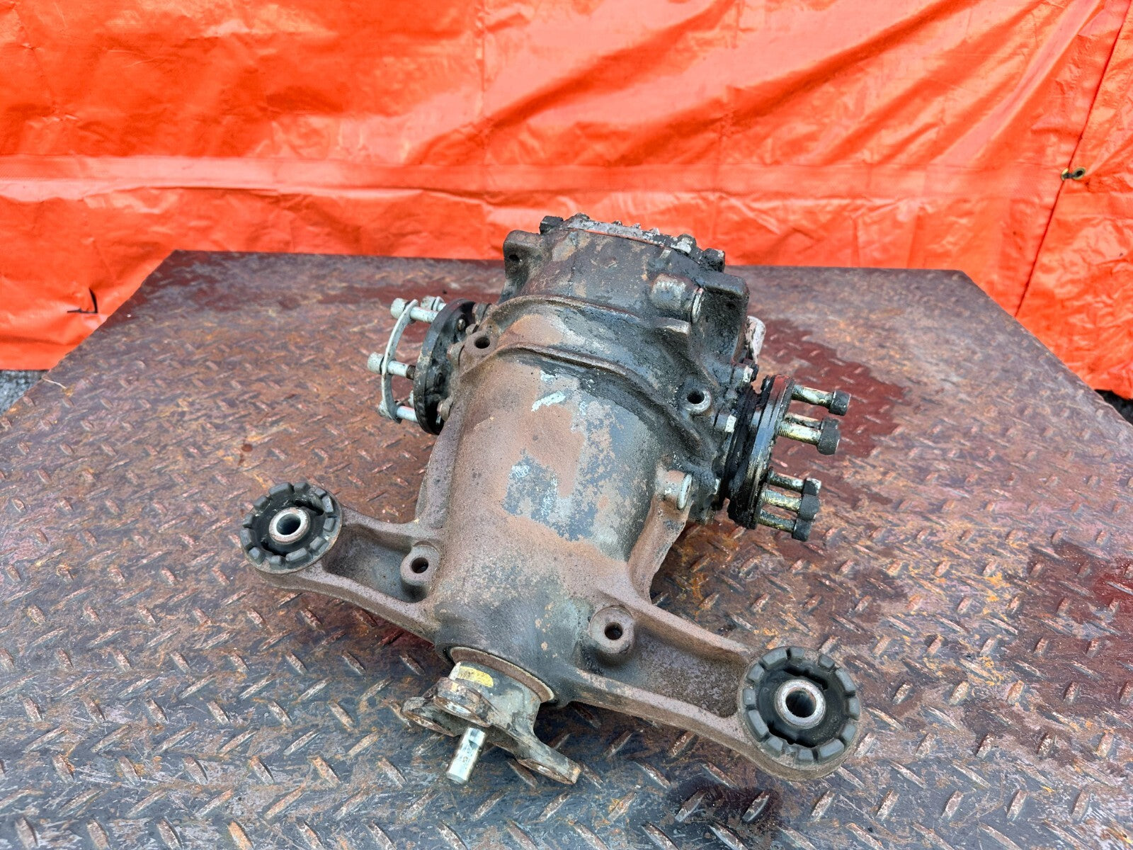 92 97 LEXUS SC300   MANUAL TRANSMISSION   DIFFERENTIAL CARRIER PUMPKIN OEM 27610