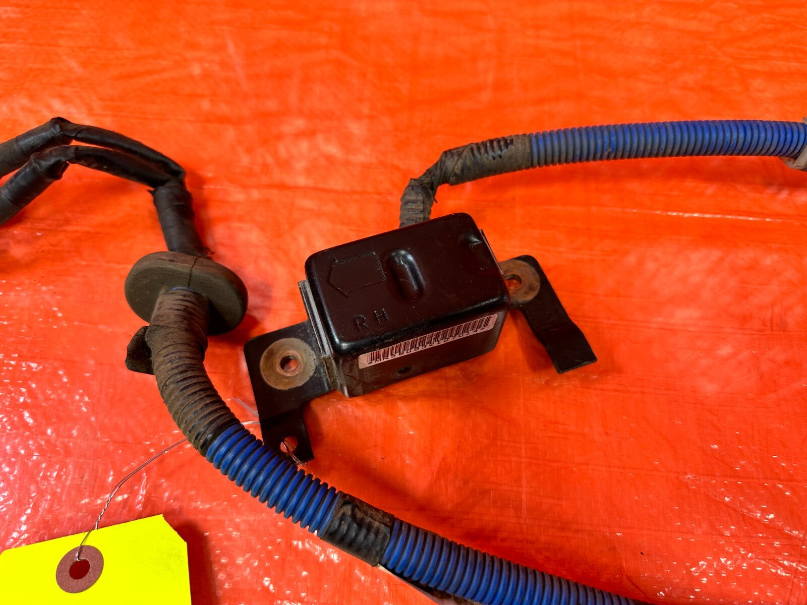 90 93 MAZDA MX 5 MIATA   PASSENGER RIGHT FRONT   SIDE  SENSOR   OEM #2676