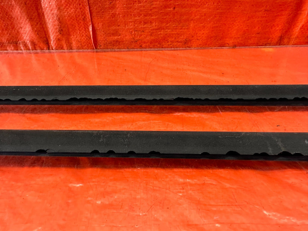 92 93 HONDA CIVIC COUPE HATCH EXTERIOR DOOR WINDOW GLASS TRIM SET LEFT RIGHT 2354