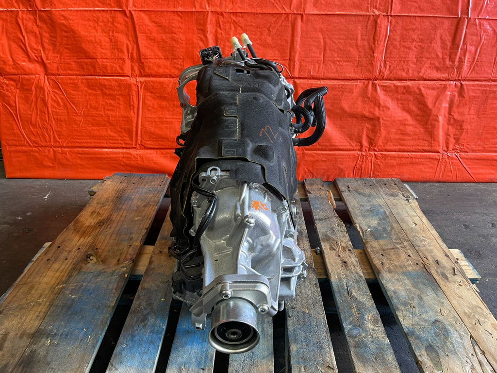 19 21 SUBARU CROSSTREK TRANSMISSION   2.0L AUTOMATIC MODEL   4500 MILES   OE #7210