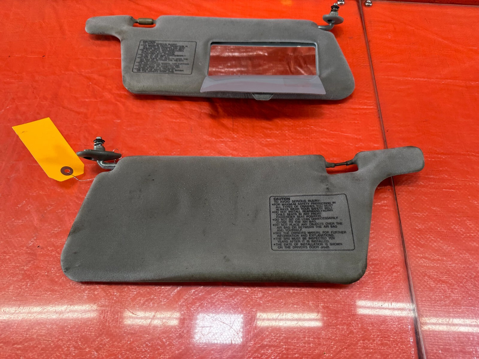 94 97 ACURA INTEGRA   LEFT AND RIGHT SUN VISORS PAIR SET   OEM FACTORY 22611