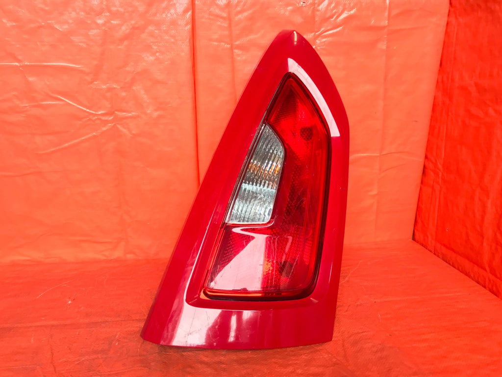 OEM 2012 2013 KIA SOUL PASSENGER RIGHT TAIL LIGHT LAMP 11 12 RED 0