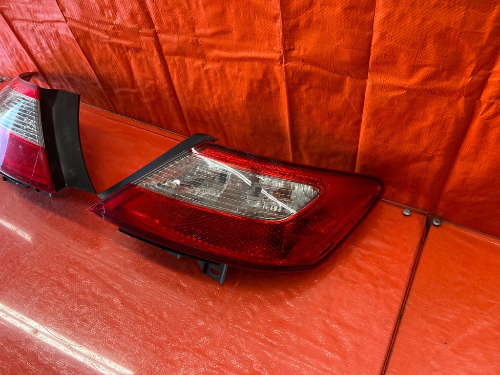 09 11 HONDA CIVIC SI 2D   TAIL LIGHTS LEFT AND RIGHT TAIL LIGHT LAMP SET OEM 1634