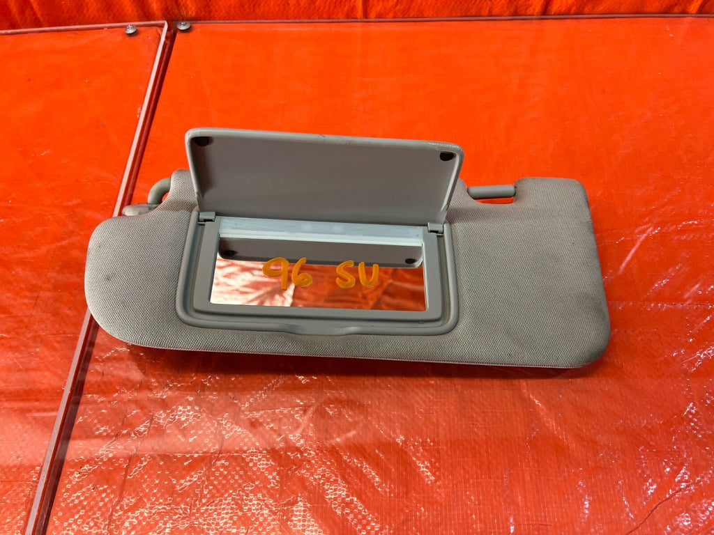 17 20 INFINITI Q50 / 17 20 Q60   SUNROOF MODEL   SUN VISOR   DRIVER LEFT OEM #967