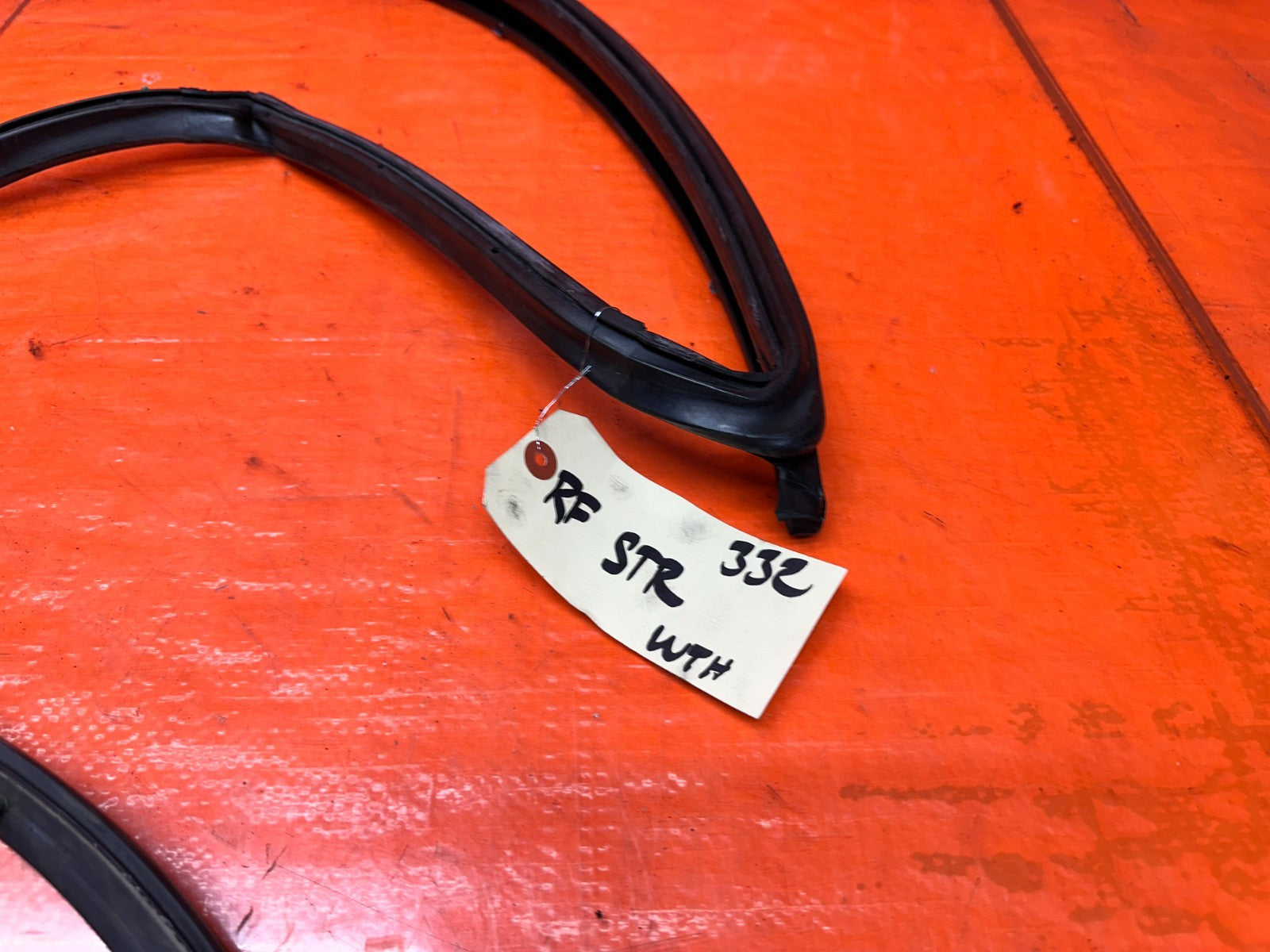 92 96 HONDA PRELUDE RIGHT DOOR WEATHERSTRIP SEAL OEM #3327