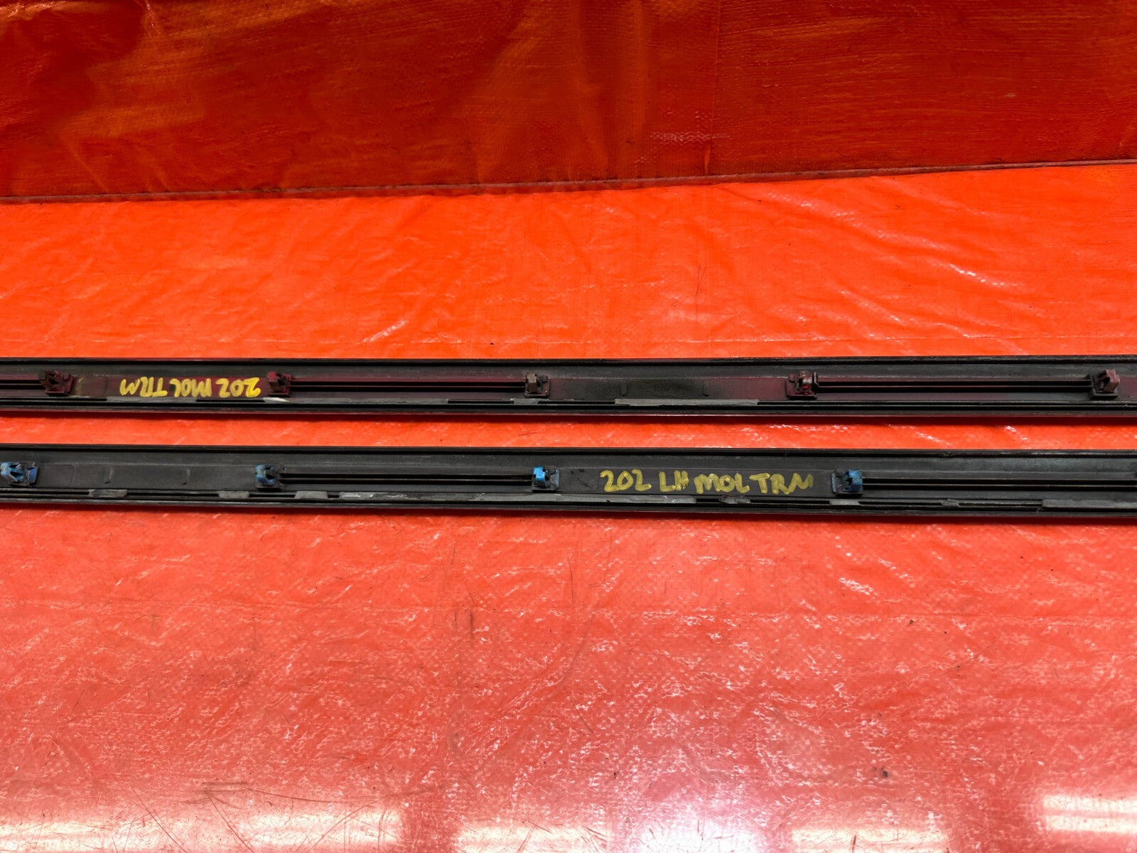 96 00 HONDA CIVIC COUPE & HATCH DOOR MOLDING IMPACT STRIP   LEFT & RIGHT OEM 20212
